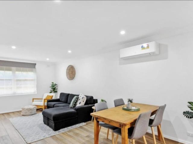 Modern Low Maintenance Living in a Convenient Magill Location