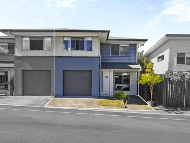 Modern, Low Maintenance Living in a Convenient Thornlands Location