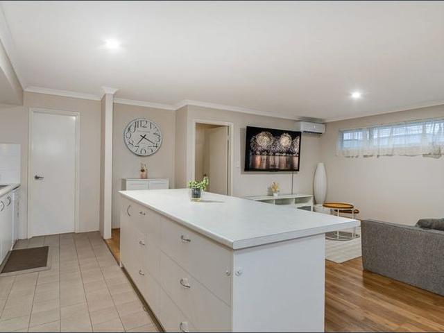 MODERN, LOW MAINTENANCE LIVING IN A CONVENIENT YANCHEP LOCATION