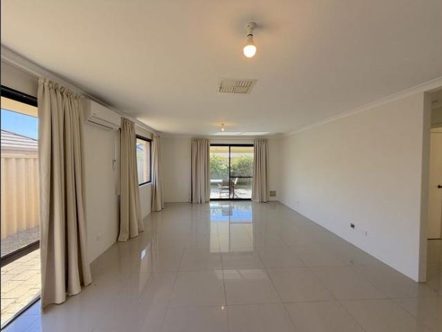 Modern, Low Maintenance Living in a Great Location!