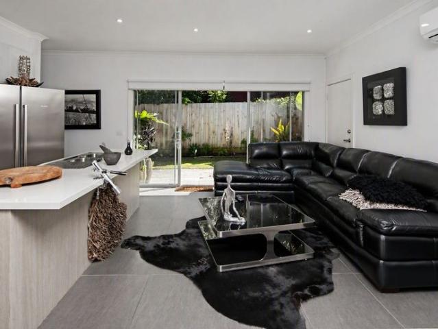 Modern, Low Maintenance Living in a Prime Frankston South Location