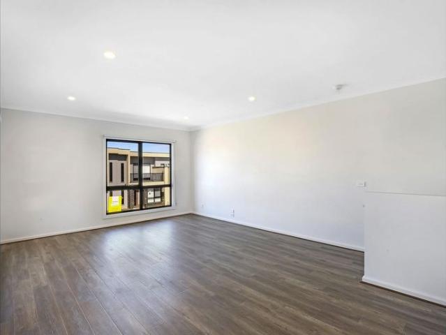 Modern, Low Maintenance Living in a Prime Location