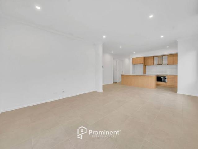 Modern, Low Maintenance Living in a Prime Pakenham Location