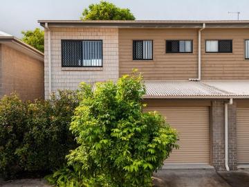 Modern, Low Maintenance Living in a Prime Richlands Location!