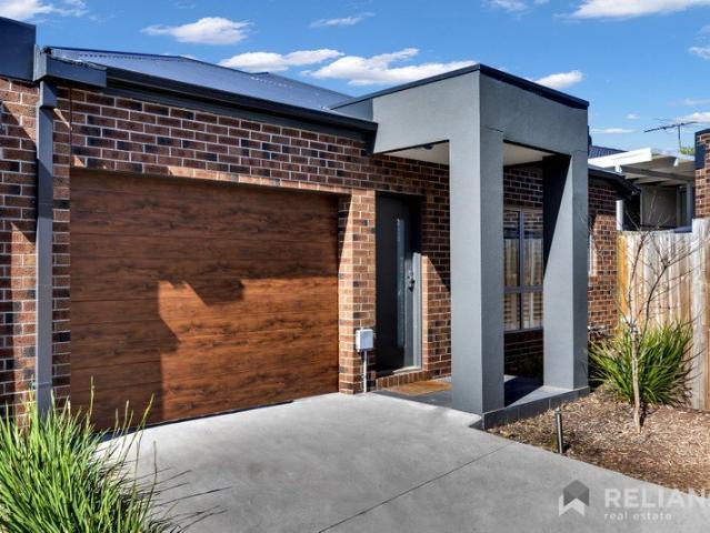 Modern, Low Maintenance Living in a Prime Sunbury Location