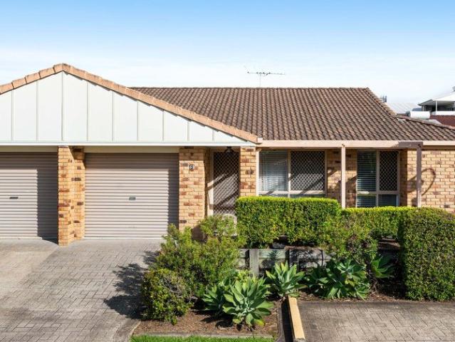 Modern, Low Maintenance Living in a Prime Tingalpa Location