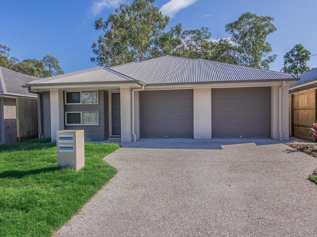 Modern, Low Maintenance Living in a Quiet Loganlea Location