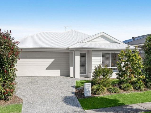 Modern, Low Maintenance Living in a Quiet Thornlands Pocket