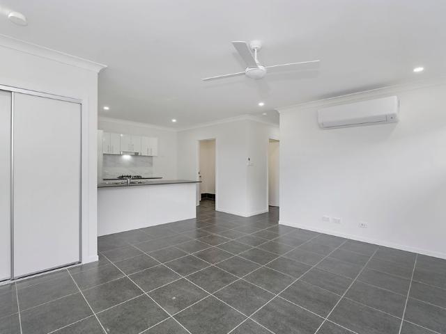 Modern & Low Maintenance Living in a Stylish Duplex