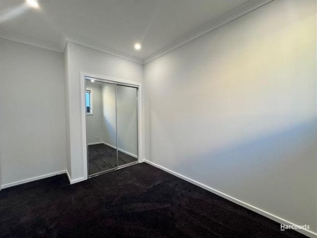 Modern, Low Maintenance Living in a Stylish Two Bedroom Granny Flat