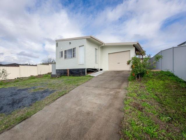 Modern, Low Maintenance Living in an Elevated South Grafton Location
