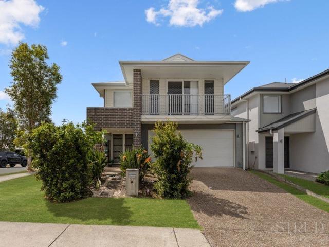 Modern, Low Maintenance Living in Brentwood Forest