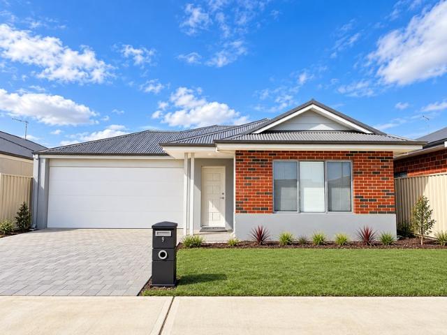 MODERN, LOW MAINTENANCE LIVING IN GOLDEN BAY