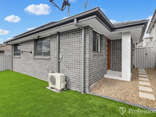 Modern & Low Maintenance Living in Grantham Farm