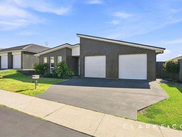 MODERN LOW MAINTENANCE LIVING IN HEDDON GRETA!