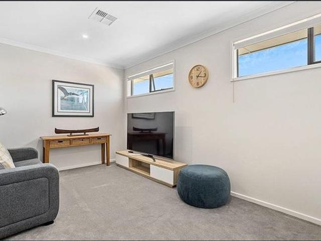 Modern & Low Maintenance Living in Mount Barker