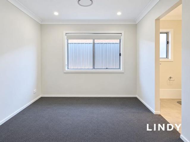 Modern & Low Maintenance Living in North Rothbury!