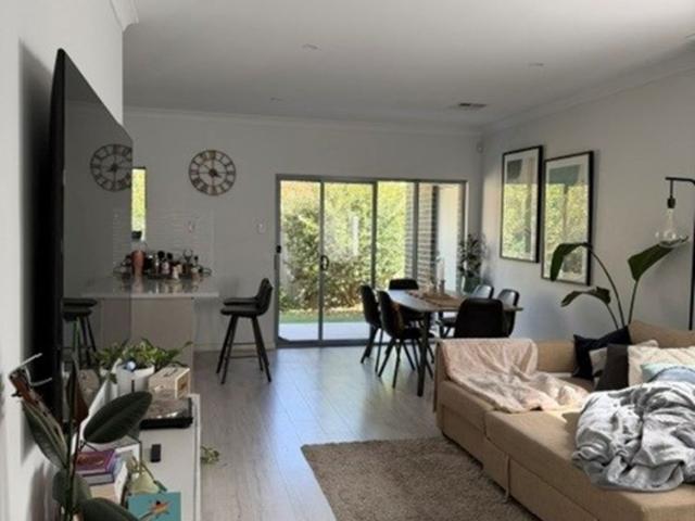 Modern, Low Maintenance Living in Oaklands Park