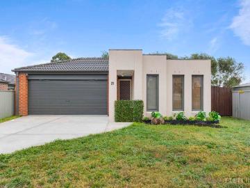 Modern, Low Maintenance Living in Popular Delacombe