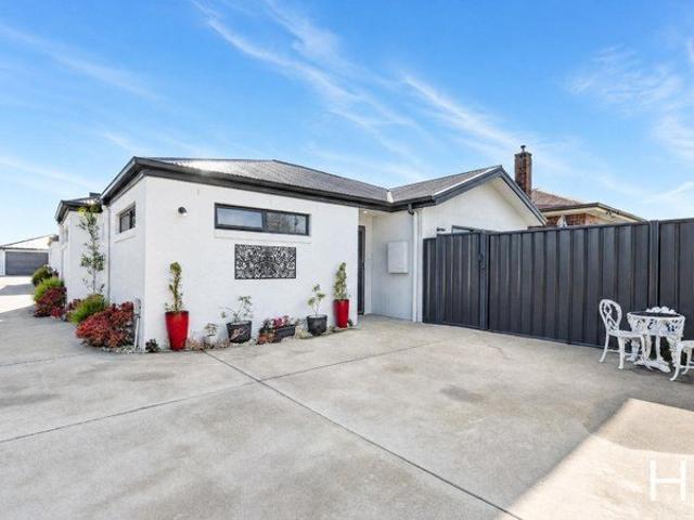 Modern Low Maintenance Living in Prime Invermay Location