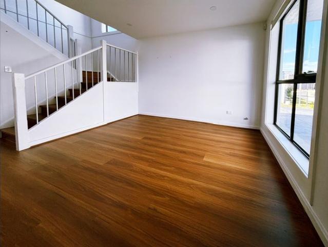 Modern & Low Maintenance Living in Prime Marsden Park Location