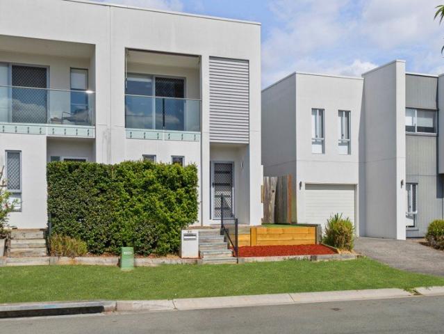 Modern Low Maintenance Living in Ripley