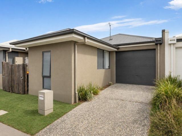 Modern Low Maintenance Living in Ripley Valley