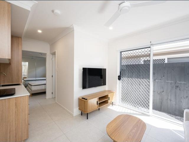 Modern, Low Maintenance Living Just Move In and Enjoy