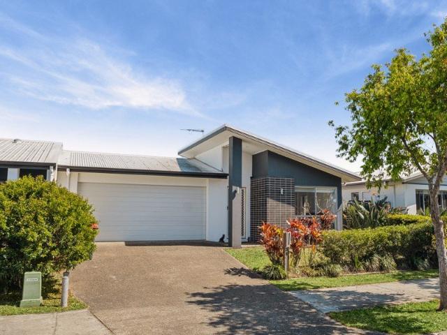 Modern, Low Maintenance Living Opposite the Park