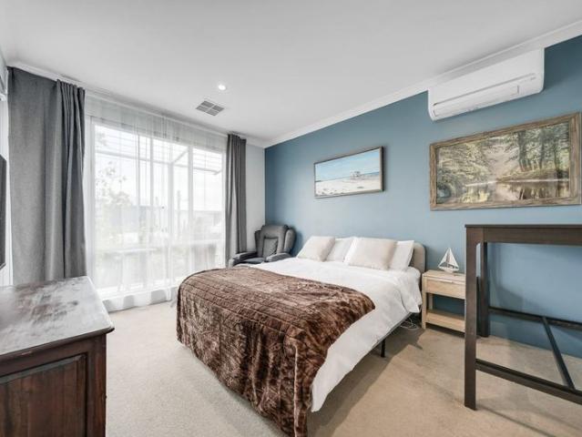 Modern, Low Maintenance Living – Perfect Lock Up and Leave!