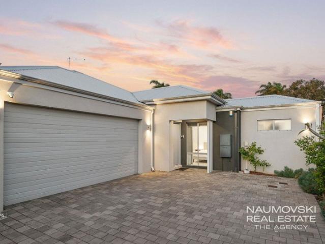 MODERN LOW MAINTENANCE PARKSIDE LIVING!