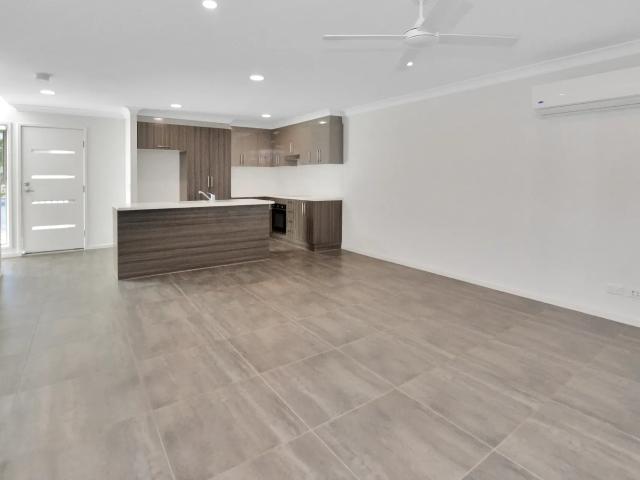 Modern Low Maintenance Townhouse