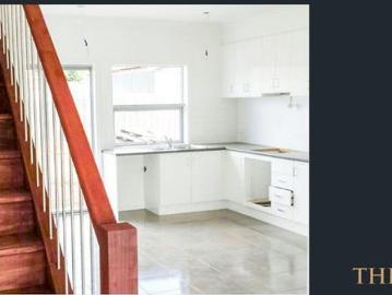 Modern & Low Maintenance 2 Bedrooms with Powder Room. Private inspection available at 30 minutes notice