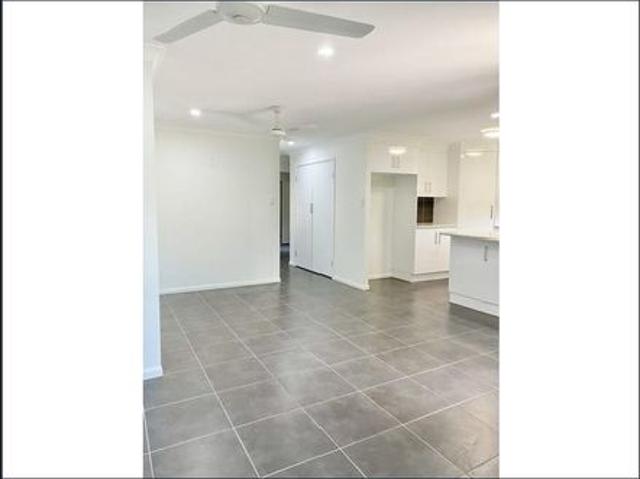 Modern Low Set 3 bedroom 2 bathroom & IT WONT LAST!