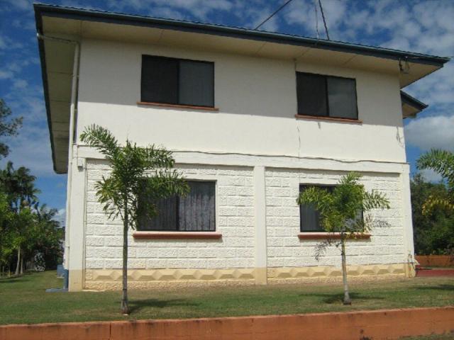 MODERN LOW SET UNIT IN TOWN