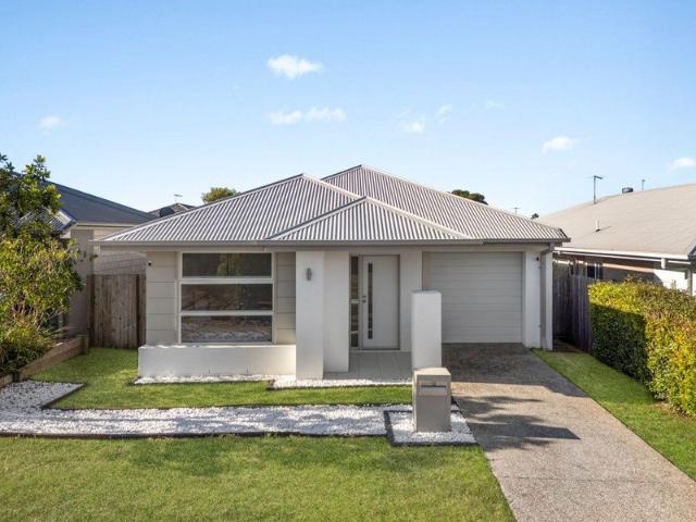 Modern LowMaintenance Living in Ripley