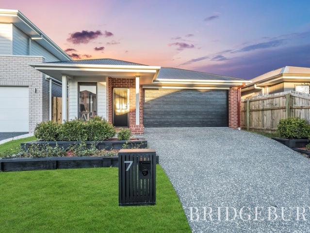 Modern Lowset Home with a study in the Heart of The Capstone Estate
