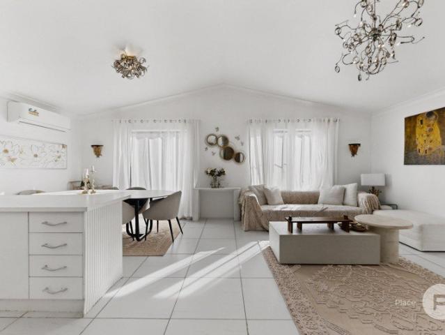 Modern Living in a Quiet and Convenient Durack