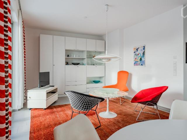 Modern Loft with Urban Views in Berlin, Berlin Amsterdam Apartments for Rent