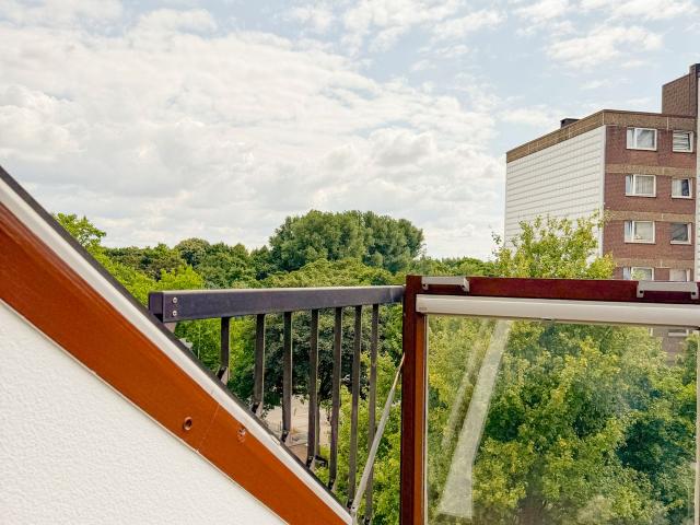 Modern Loft Studio – 49m², Balcony First Time Occupancy – Quiet Parkside Location in Duisburg Wanheim Angerhausen, Duisburg Amsterdam Apartments for Rent