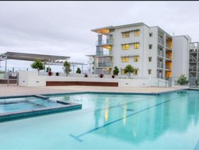 Modern Lake Side Living in the Emporio Complex