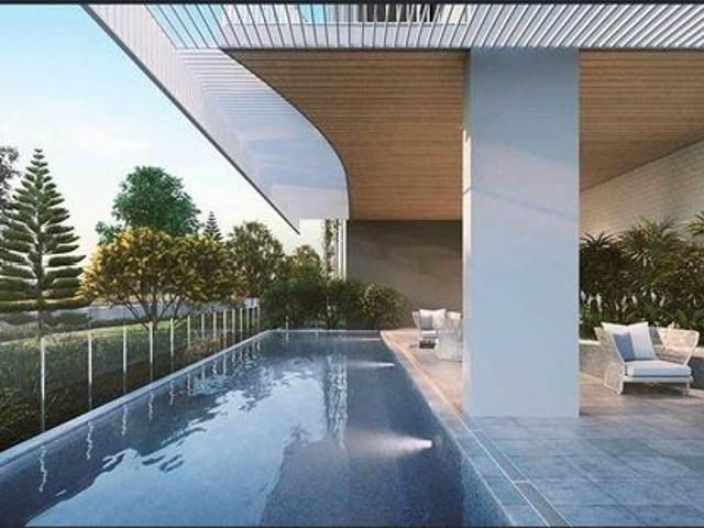 Modern Lake Side Living in the Emporio Complex