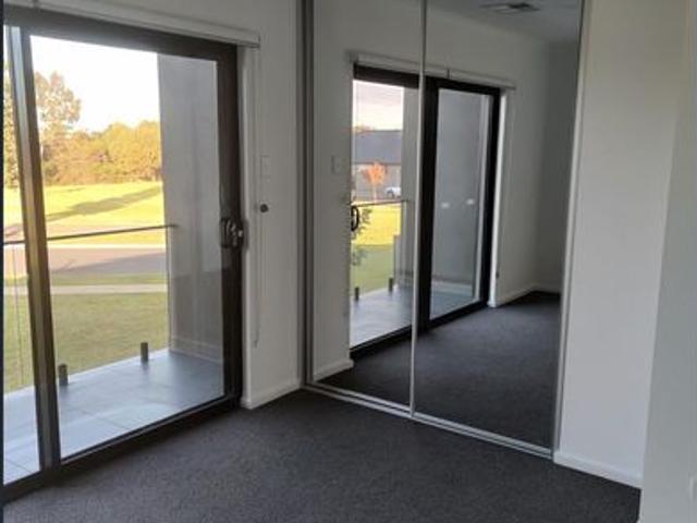 Modern large 2 bedroom Town Home