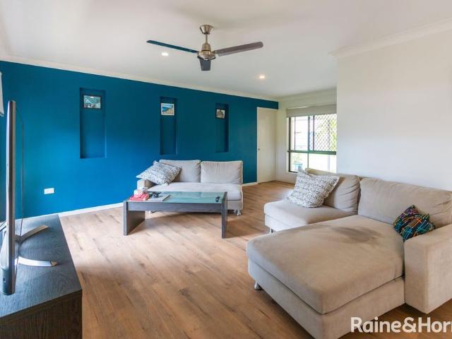 Modern Large 4 Bedroom home at Baraga