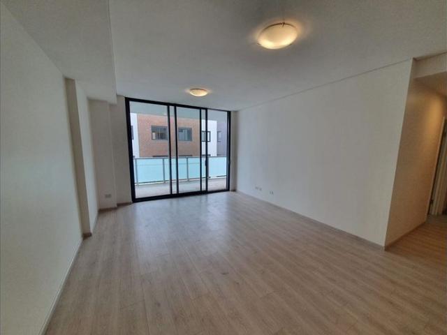 Modern Level 2 Apartment in Prime Rouse Hill Location