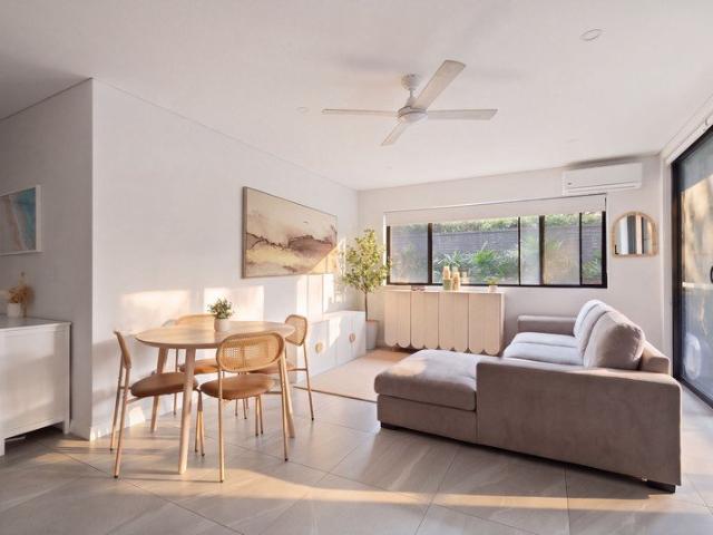 Modern Level Access Apartment with Private Courtyard and Secure Parking