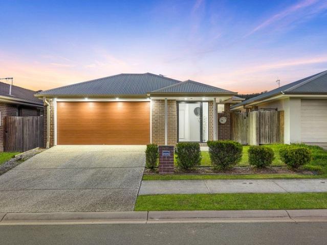Owners are committed elsewhere PROPERTY MUST BE SOLD!