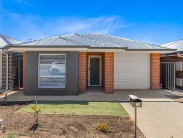 Evanston Gardens, Munno Para Downs, Playford, South Australia