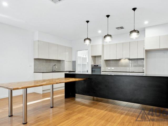 Modern Living Meets Everyday Convenience in Mitchelton