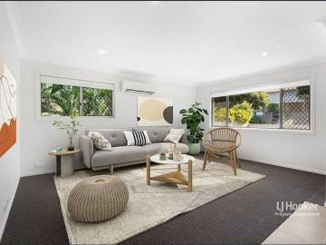 Modern Living Meets Family Functionality – Entertainer's Paradise in Aspley